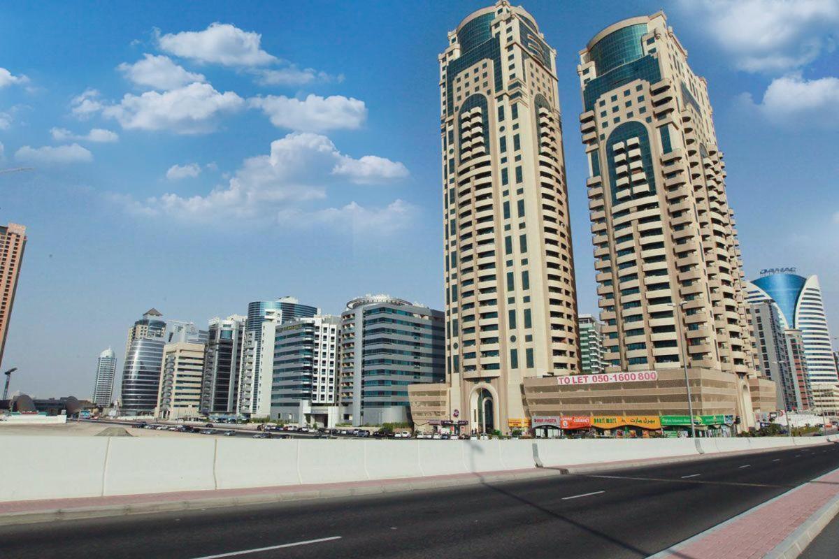 Atelier Partition In Tecom Near Internet Metro Privatunterkunft Dubai